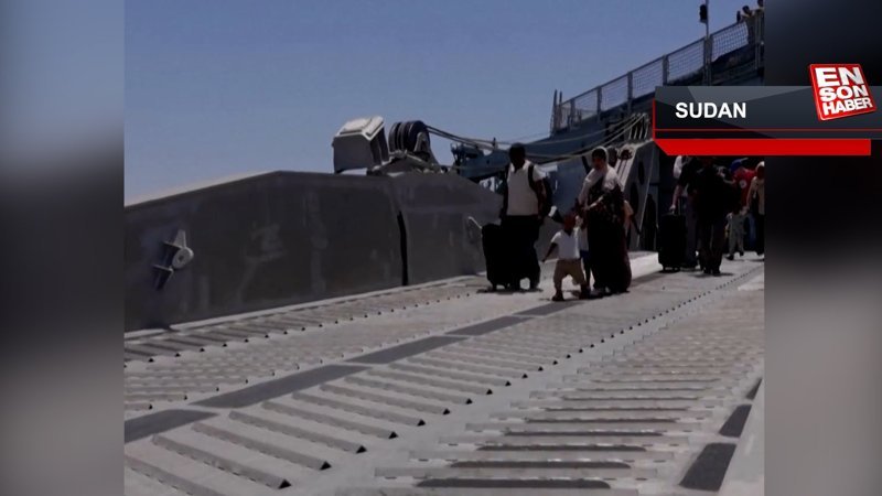 Binlerce Sudanlı, ülkeyi terk ediyor