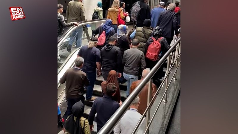 Atatürk Havalimanı'ndaki yürüyen merdivenler çalışmıyor