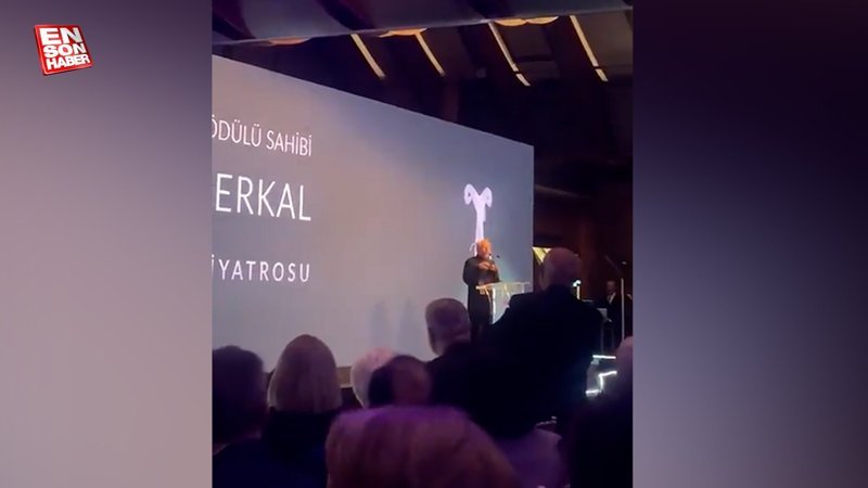 Genco Erkal'dan Vehbi Koç ödül töreninde 14 Mayıs mesajı