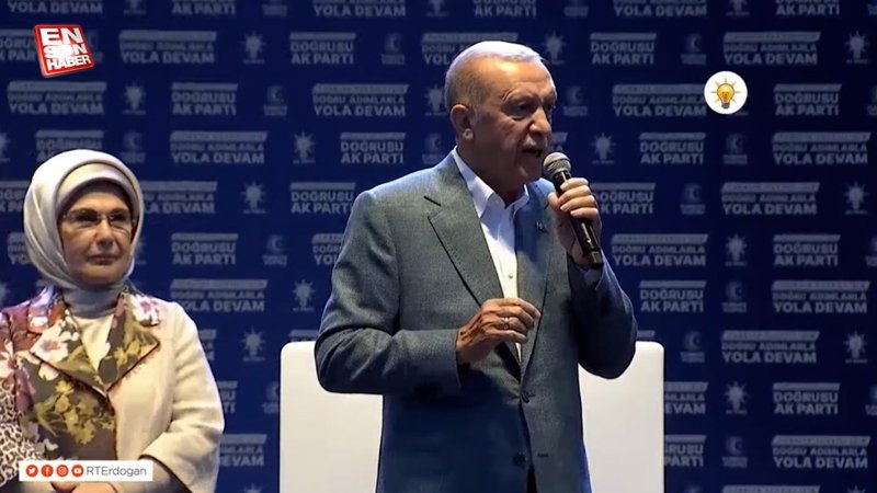 Cumhurbaşkanı Erdoğan'dan deprem bölgesindeki liselilere müjde