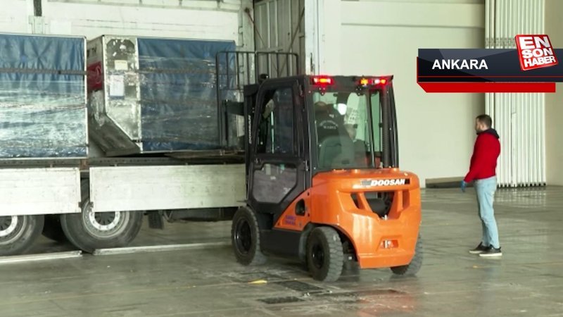 Yurt dışından Ankara'ya getirilen oylar ATO Congresium'a ulaştı