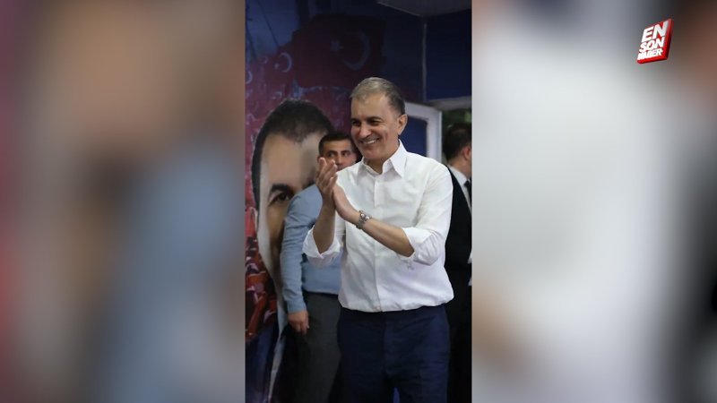 Ömer Çelik, Adana'daki Millet Bahçesi açılışına Togg ile geldi