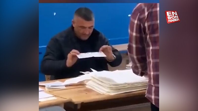 Pusulda Erdoğan'ı gören sandık görevlisinin mutluluğu