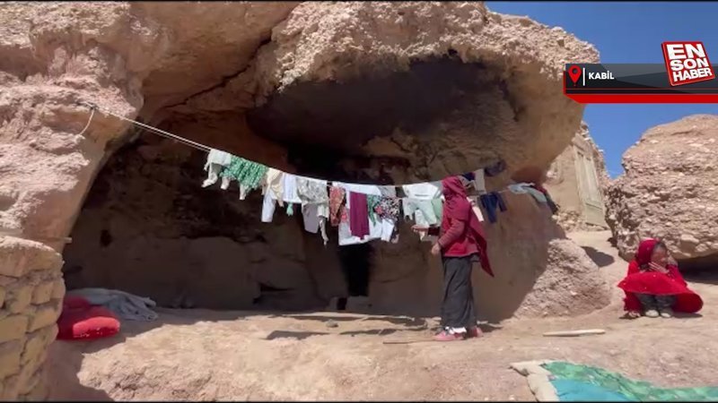 Afganistan'da binlerce aile, mağaralarda yaşamaya çalışıyor