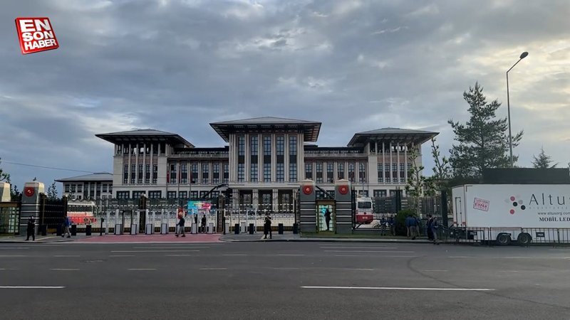 Cumhurbaşkanlığı Külliyesi önünde müzik yayını başladı