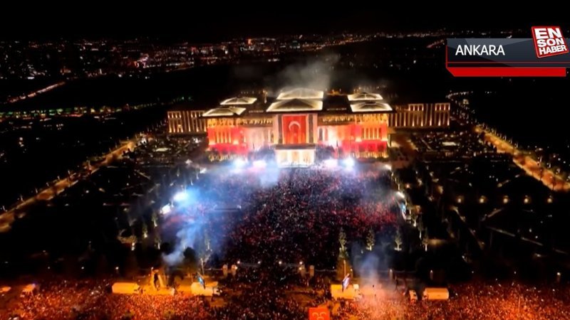 Cumhurbaşkanı Erdoğan: Resmi rakam 320 bin kişi burada