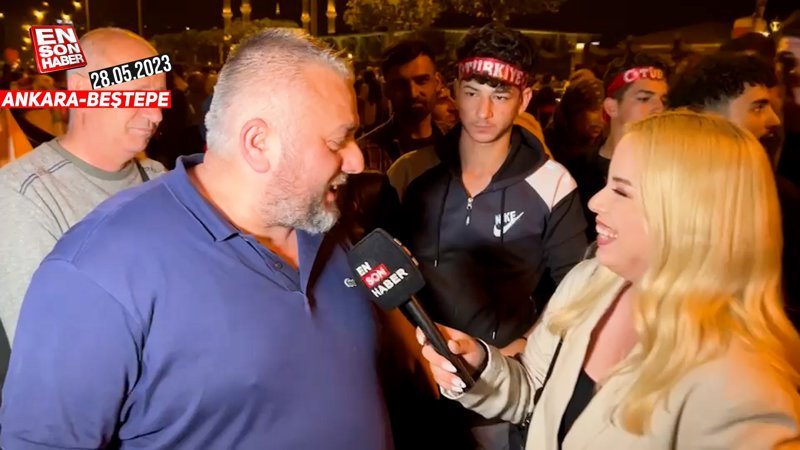 Ensonhaber Of'ta mikrofon uzattığı vatandaşla, Beştepe'deki kutlamada karşılaştı