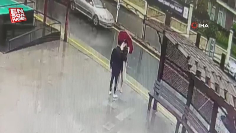 İstanbul’da telefon dolandırıcılarının tuzağına düşen kadın