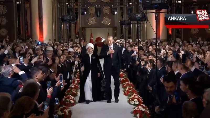 Cumhurbaşkanı Erdoğan'ın Göreve Başlama Töreni'ne gelişi