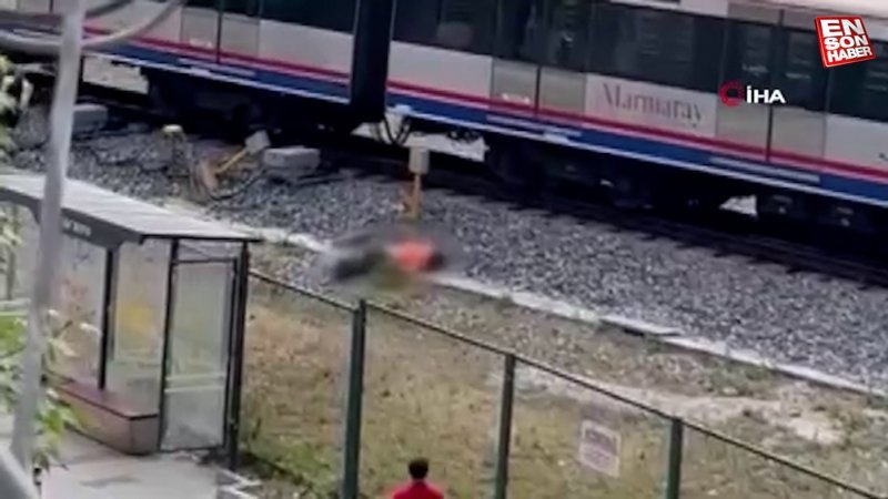 Zeytinburnu’nda Marmaray'ın çarptığı işçi hayatını kaybetti