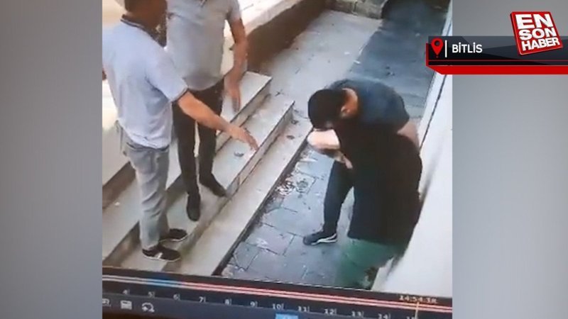 Bitlis'te gazeteci döven koruma memuru açığa alındı