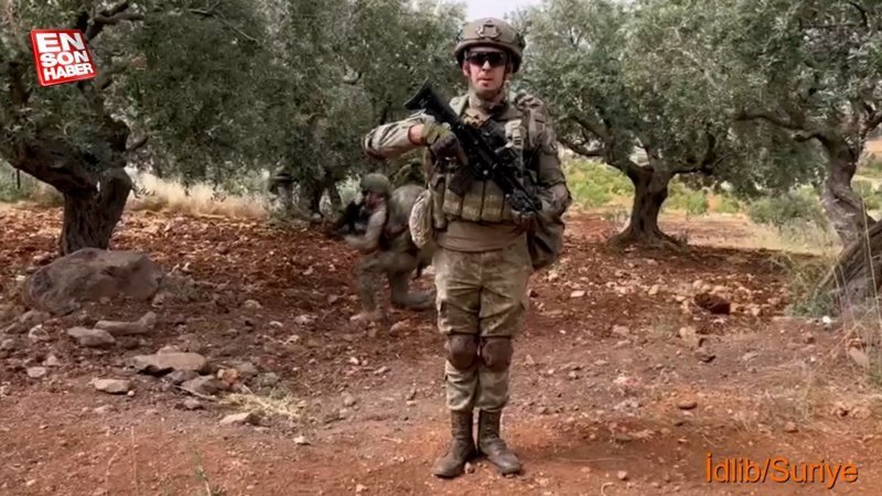 Mehmetçik'ten Babalar Günü kutlaması