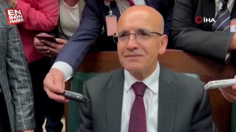 Mehmet Şimşek, HDP’ye bloke konulmasına ilişkin soruya cevap verdi