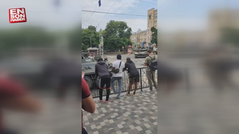 Rusya'da darbe girişimini vatandaş tiyatro izler gibi izledi