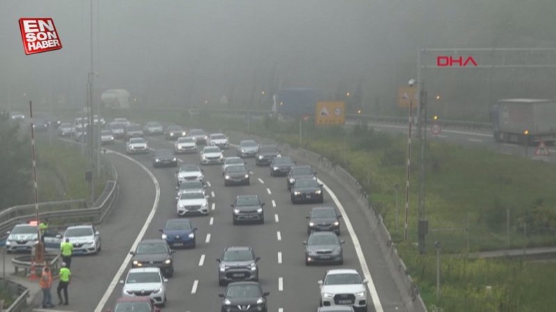 Bolu Dağı Tüneli mevkiinde akıcı yoğunluk