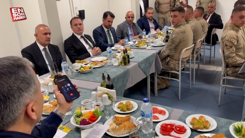 Cumhurbaşkanı Erdoğan, Mehmetçik'in bayramını kutladı