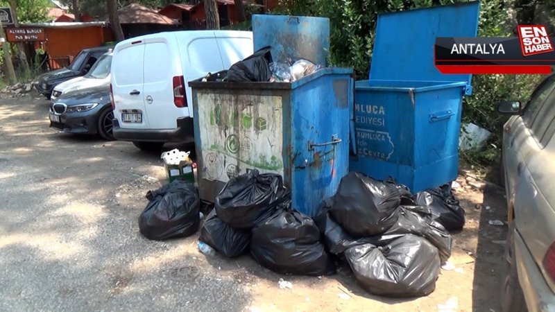 Olimpos'ta çöp dağları oluştu