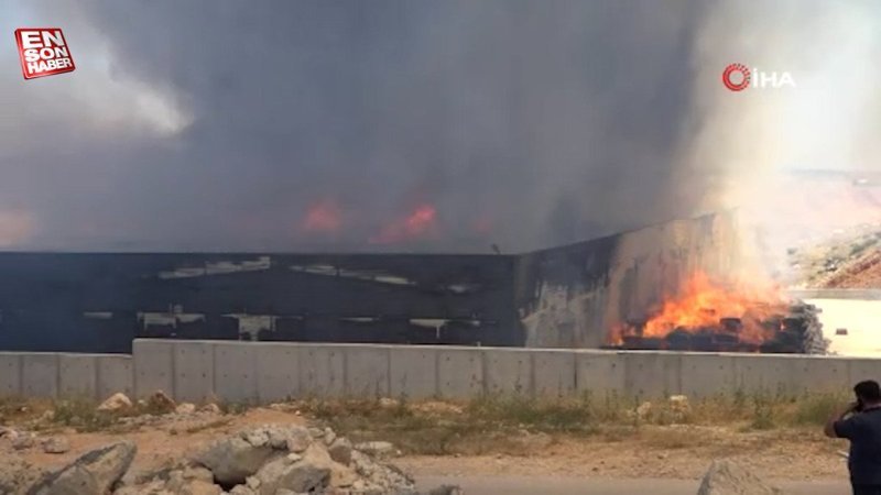 Gaziantep'te çocuk bezi fabrikasında yangın