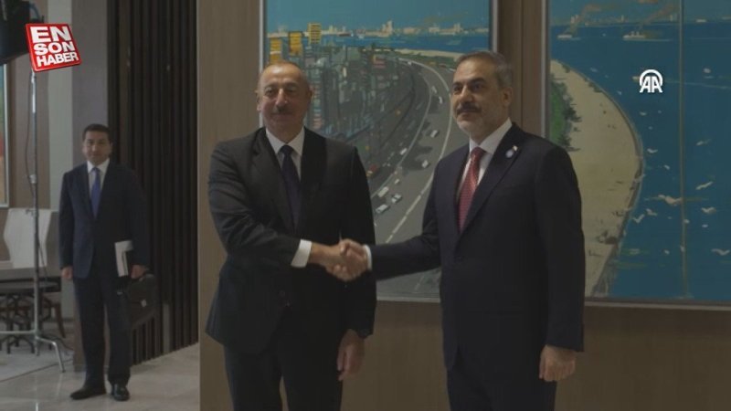 Hakan Fidan, Bakü'de İlham Aliyev ile görüştü