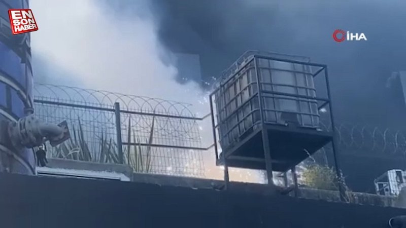 Kocaeli'de demir çelik fabrikasında yangın çıktı