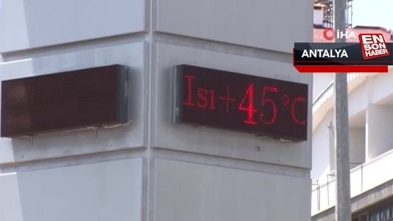 Antalya'da termometreler 45 dereceyi gösterince sahiller boş kaldı
