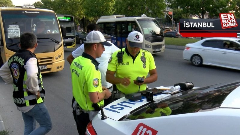 Bakırköy'de polis yolcu gibi bindi, minibüsçülere ceza yağdı