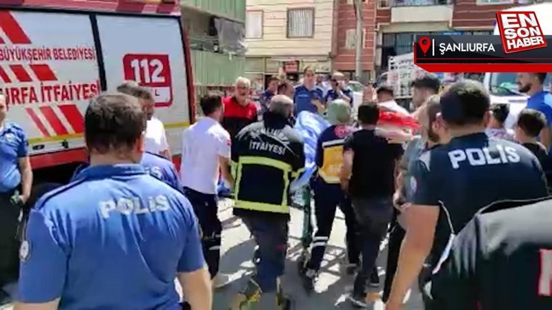 Şanlıurfa’da yangında mahsur kalan anne ve çocuğunu ekipler kurtardı