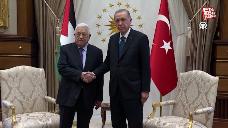 Cumhurbaşkanı Erdoğan, Filistin Devlet Başkanı Mahmud Abbas ile baş başa görüştü