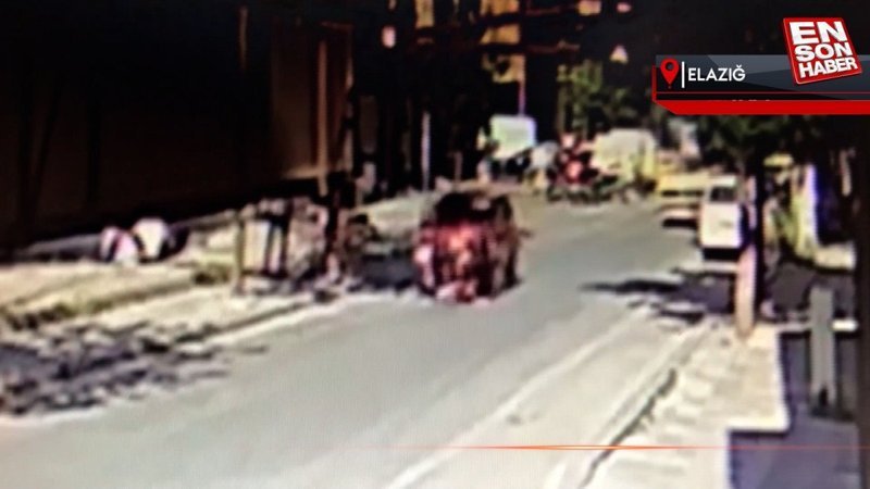 Elazığ'da aniden yola çıkan 3 çocuğa otomobil çarptı