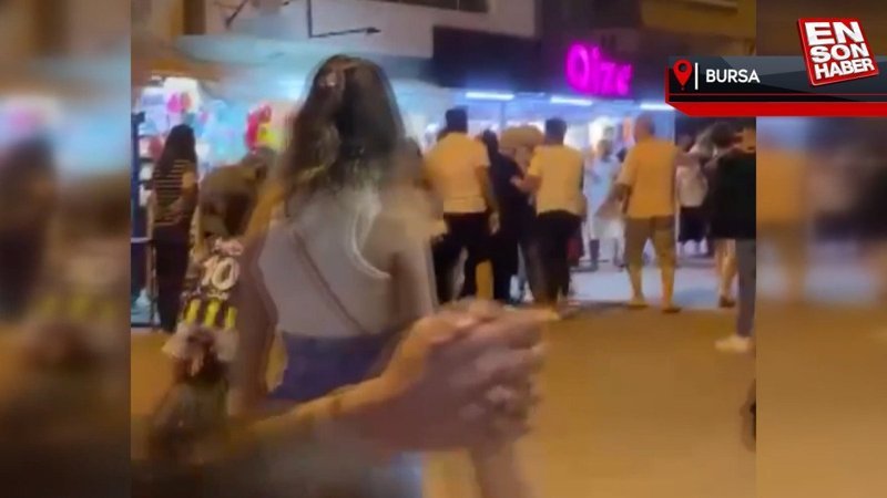 Bursa'da kadınların saç başa kavgası kamerada