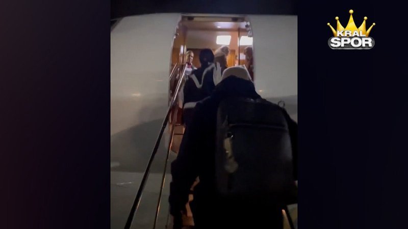 Mauro Icardi ailesiyle birlikte İstanbul'a geliyor