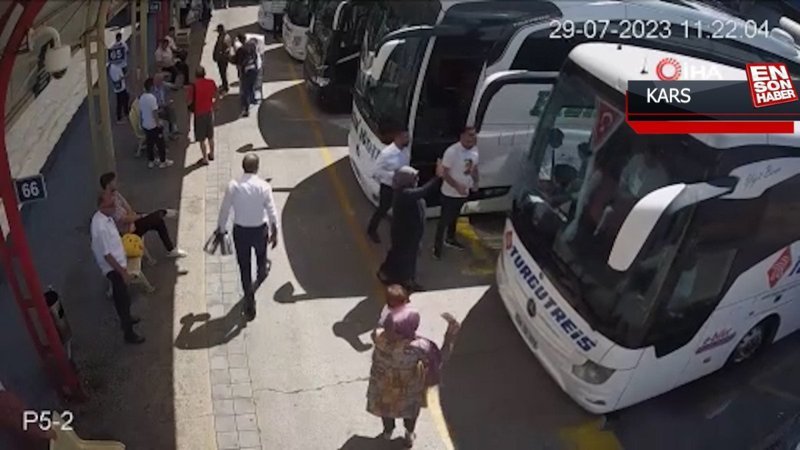 Kars'ta kaza geçiren otobüsün yolcularının Bursa'dan çıkış anları