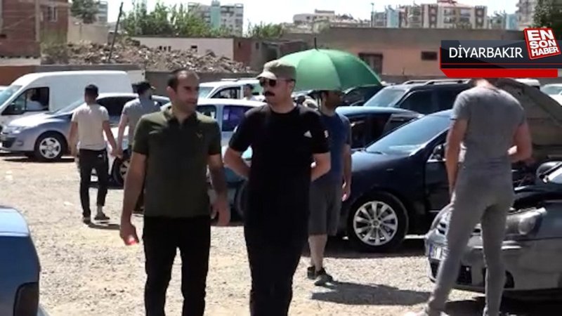 Oto pazarında hem sıcaklık, hem de fiyatlar terletti