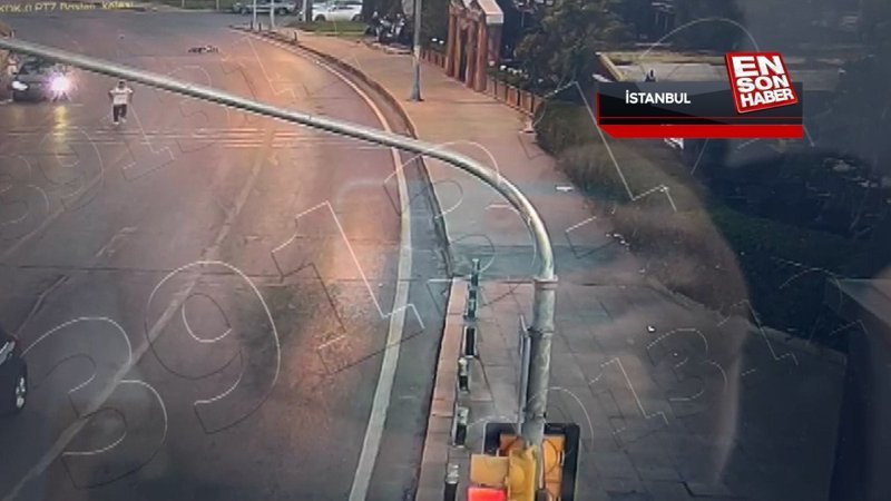 İstanbul Kadıköy'de çarptığı bisikletlinin ölümüne neden olan sürücü kaçtı