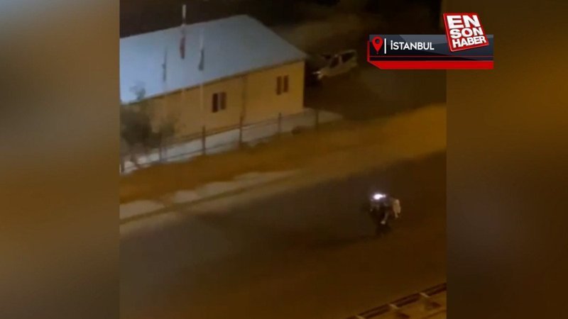 Esenler'de 2 motosikletli ters yönde tek teker üstünde ilerledi