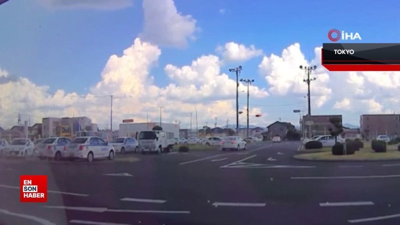 Japonya’da şiddetli rüzgar: Park halindeki araç metrelerce sürüklendi