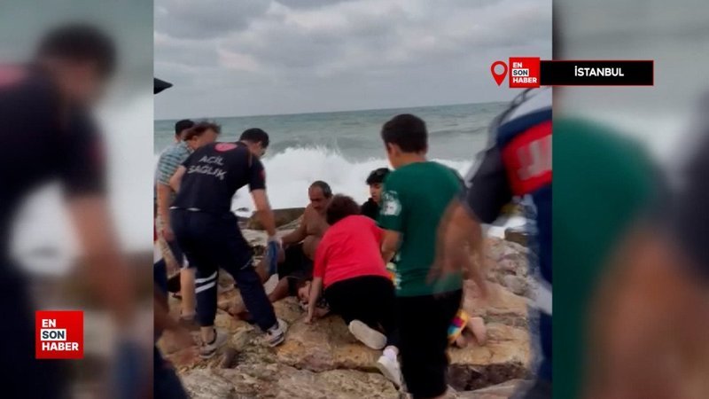 İstanbul'da yasağa rağmen denize girenler son anda kurtarıldı