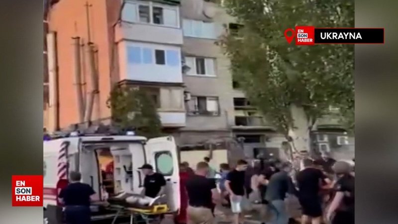 Rusya, Donetsk bölgesinde yerleşim yerlerini vurdu