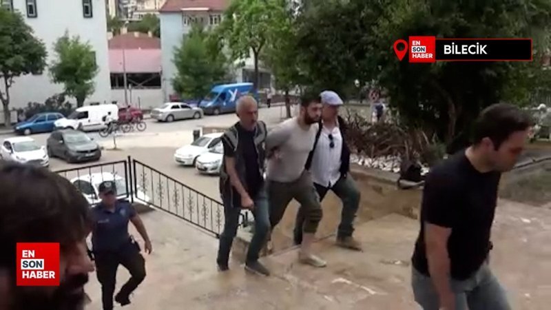 Bilecik'teki bıçaklı saldırı sonrası yaşananlar kamerada