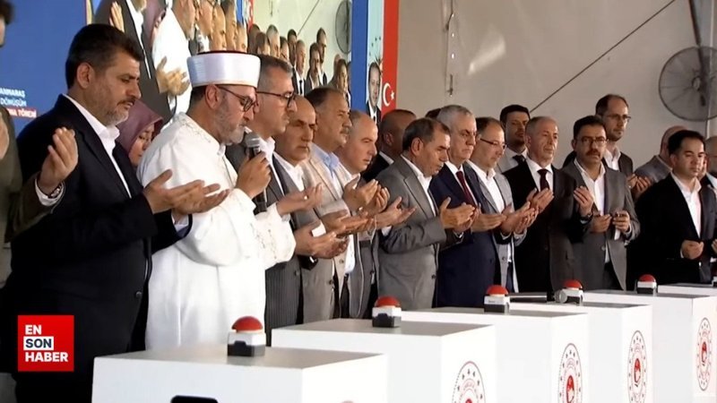 Kahramanmaraş'ta deprem konutlarının temeli dualarla atıldı