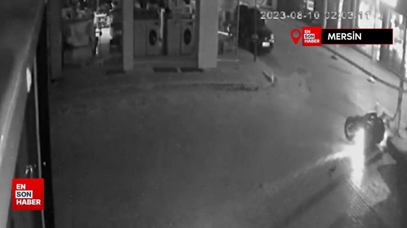 Mersin'de motosikletiyle kaldırıma çarpan adam hayatını kaybetti