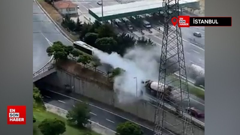 Bir arıza daha: İETT otobüsü duman ata ata gitti