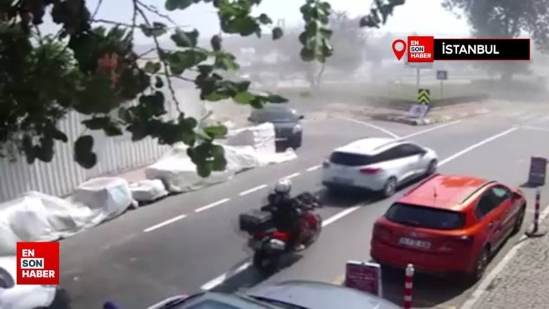 İstanbul Beşiktaş'ta bina çöktü