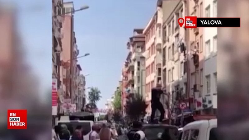 Yalova'da otomobilin üzerine çıkıp biber gazı sıkan kişi gözaltına alındı