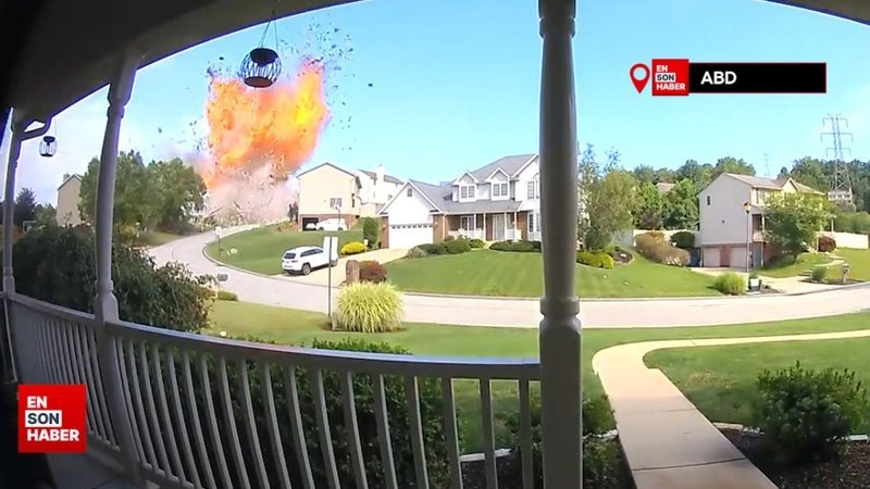 ABD'de evin patlama anı