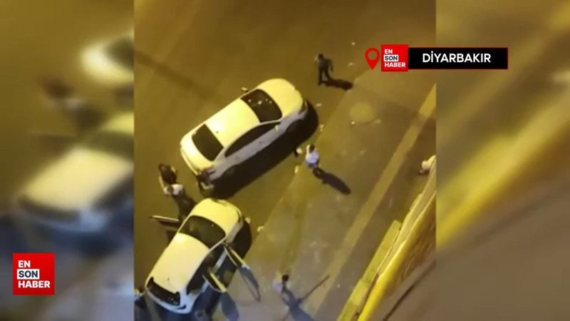 Diyarbakır'da iki grubun tabureli kavgası kamerada