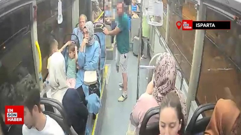 Isparta’da özel halk otobüsü ile yolcu kavga etti