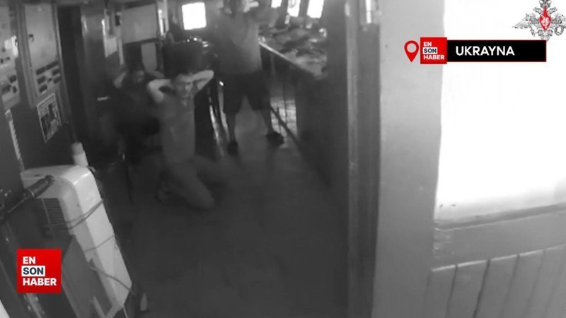 Rus askerlerinin 'Sukru Okan' gemisine düzenlediği baskın kamerada