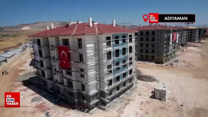 Adıyaman’da kalıcı deprem konutları renkleniyor