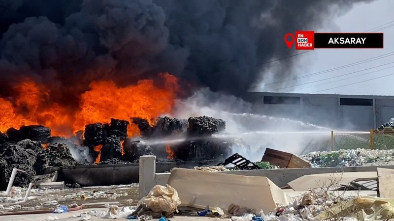 Aksaray'daki geri dönüşüm tesisinde yangın